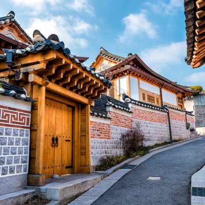Seoul-attractions-Bukchon-Hanok-Village